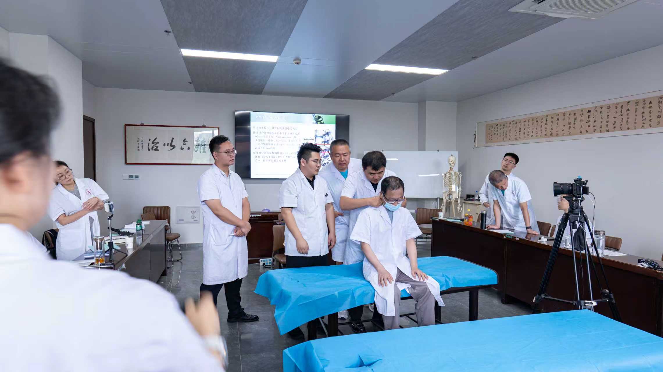 全國新中醫(yī)診療體系第47屆康復(fù)評估輕手法正骨培訓(xùn)班圓滿結(jié)業(yè)！