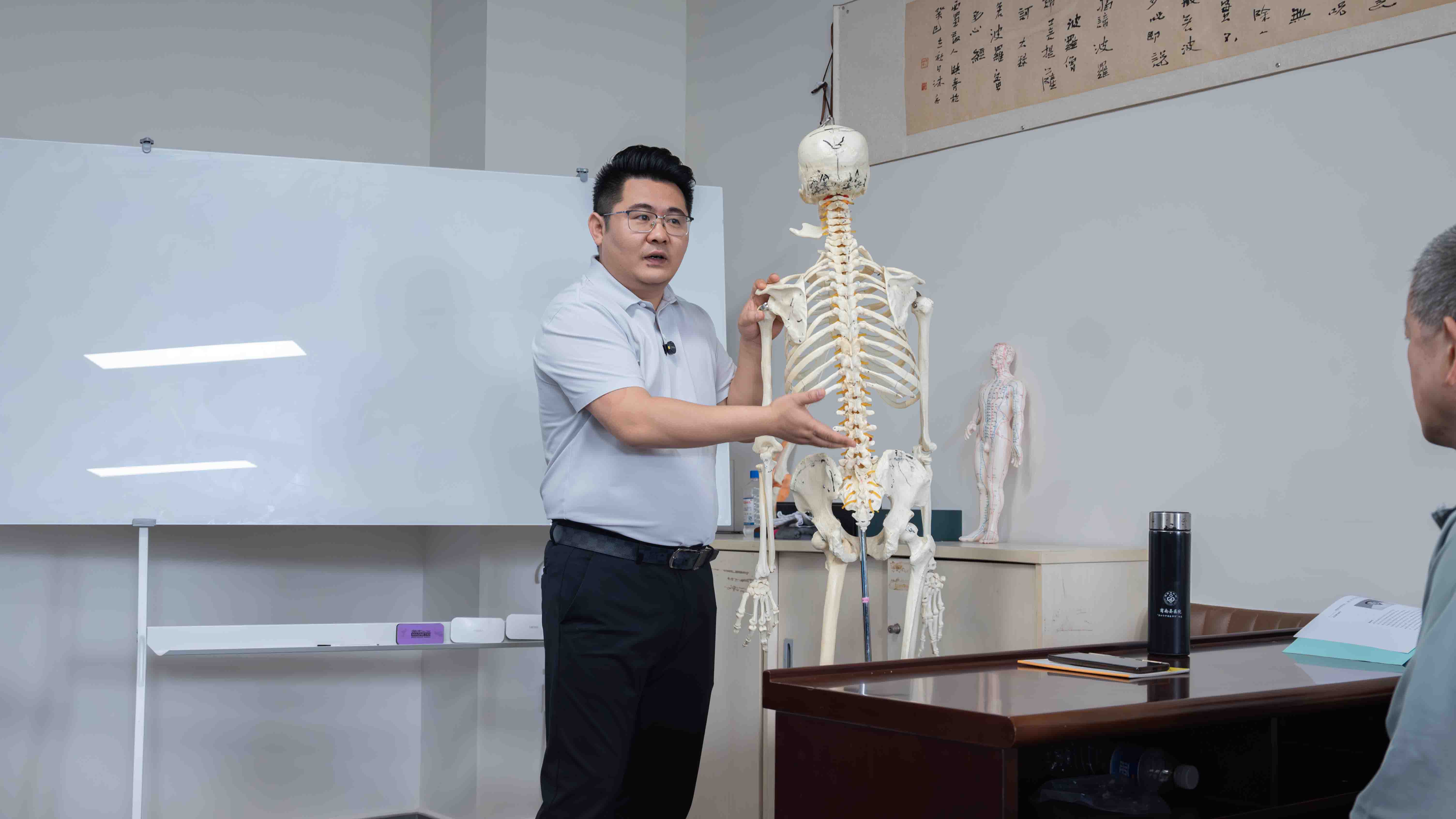 全國新中醫(yī)診療體系第48屆康復評估輕手法正骨培訓班圓滿結業(yè)！